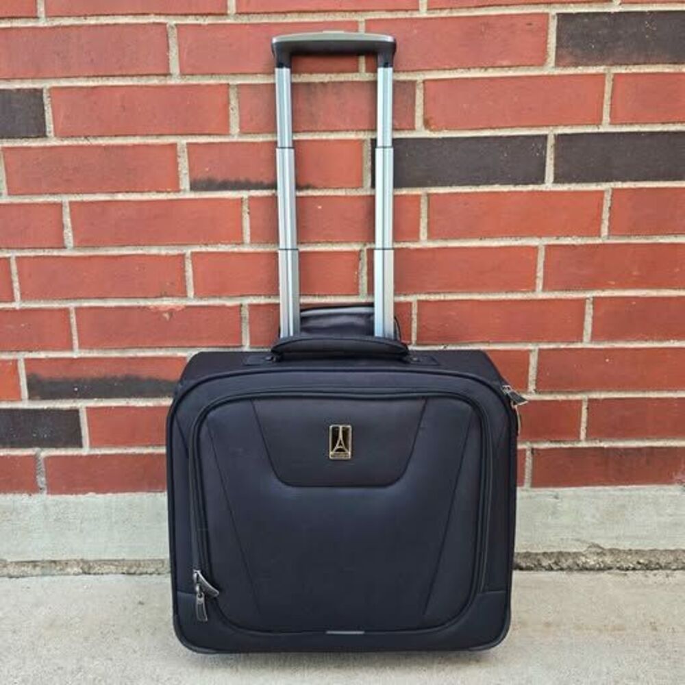 TravelPro Maxlite 4 Rolling Tote - Black